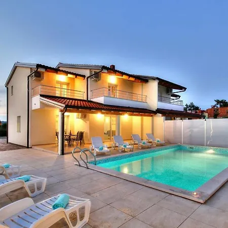 Exklusive 4-sterne-villa Mare - Wlan - Pool - Grill *