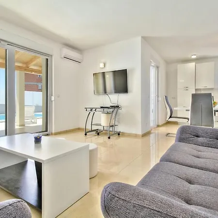 Exklusive 4-sterne-villa Mare - Wlan - Pool - Grill